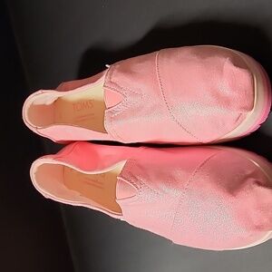 Toms Bubble Gum Pink Slip Ons Size 5